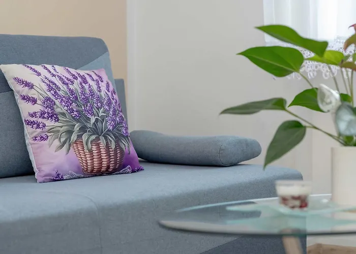 Apartment Five Bedroom For 12 In Gdansk Center With Desk And Balcony By Renters